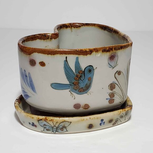 Tonala Folk Art Pottery Planter and Dish Heart - Picture 3 of 9